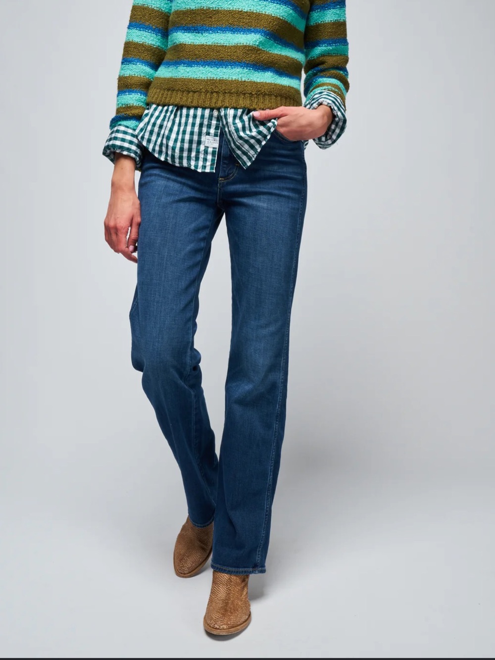 AMO Women's Willa Slim Flare Vintage Inspired Jeans in Dark Blue RT $290